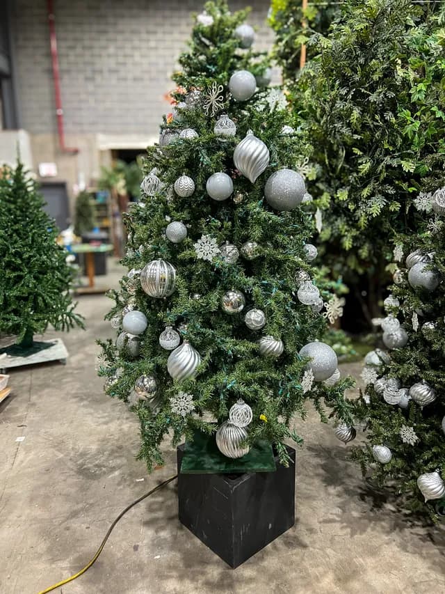 Christmas tree 14